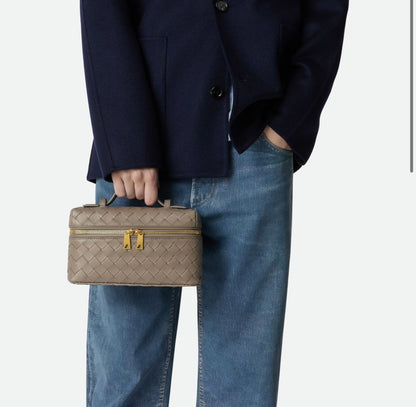 Leather woven handbag