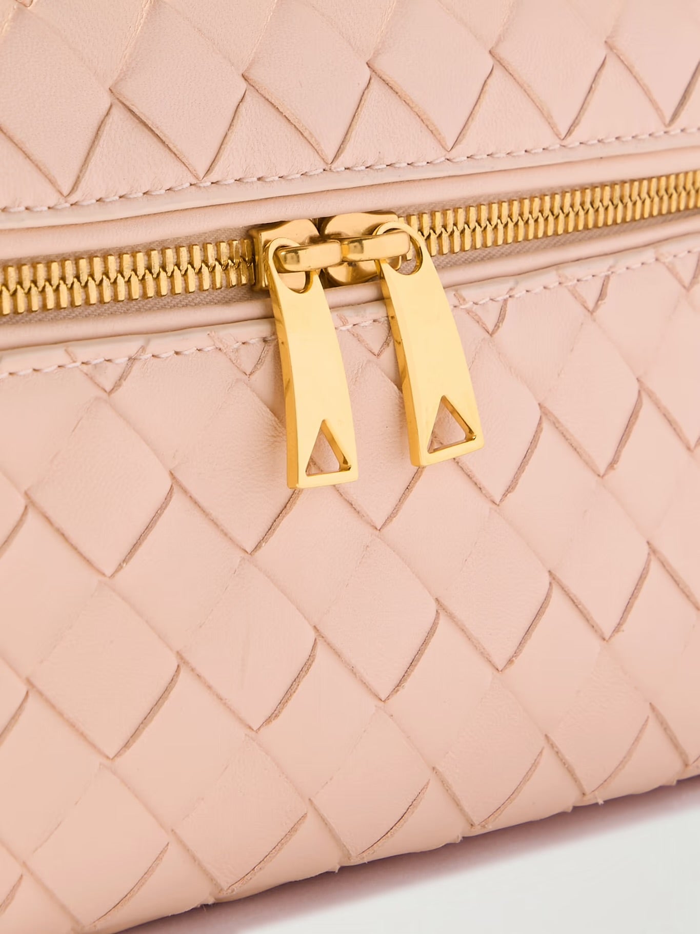 Leather woven handbag