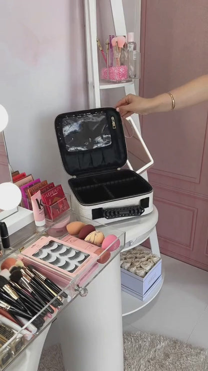 Medium Cosmetic Case